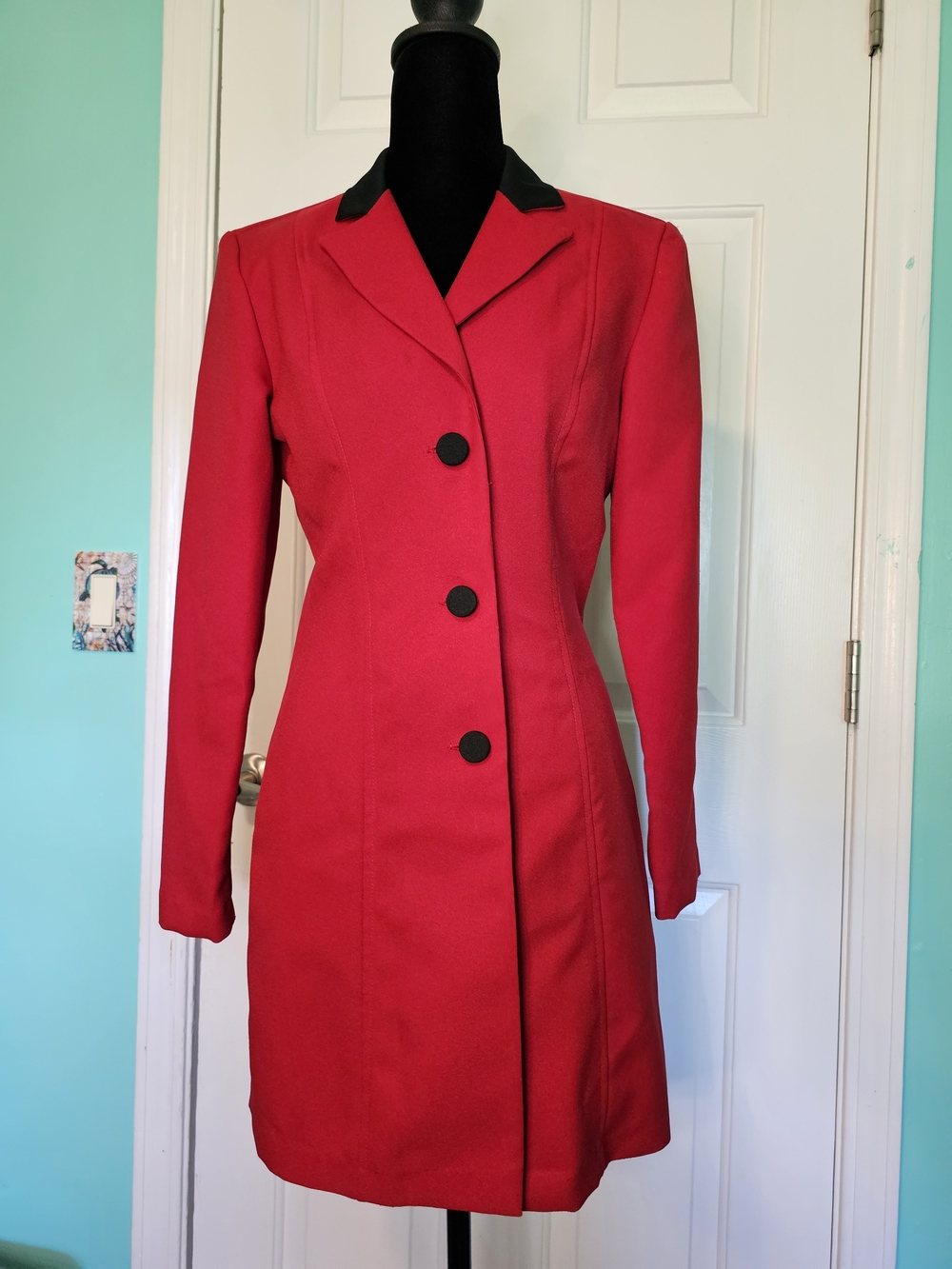 Alyn Paige Vintage Vibrant Red Blazer w/ Black Trim Women's Size 5/6